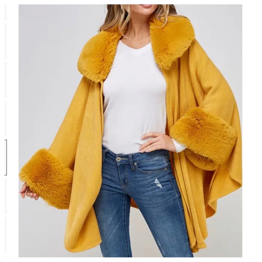 44 Absolutely Beautiful Unique Faux Fur Trin Cape Jacket Shawl - Picture 4 of 8